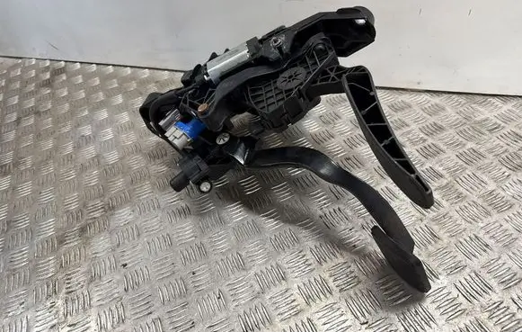 Ford Explorer V Accelerator throttle pedal DB539F836AB BB539F856GK DB5Z9F836B