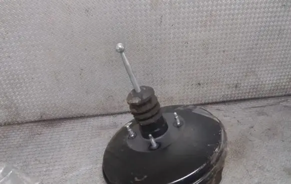 Audi A3 S3 8P Brake booster 1K1614105AJ 0204051068