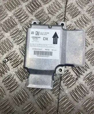 Opel Vectra C Airbag control unit/module 330518650 5WK43471 13170589