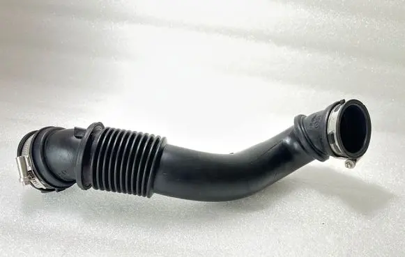 Ford Fiesta Air intake hose/pipe J1B19R504A J1B19R504AB