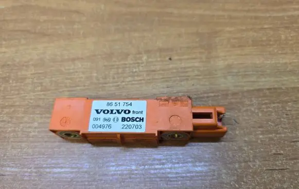 Volvo XC90 Airbag deployment crash/impact sensor 8651754 004976 220703