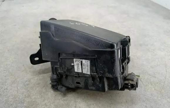 KIA Ceed Fuse box set 