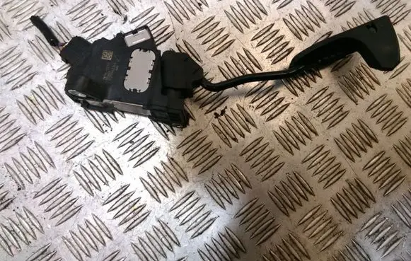 Toyota Auris E180 Accelerator throttle pedal 7811002140