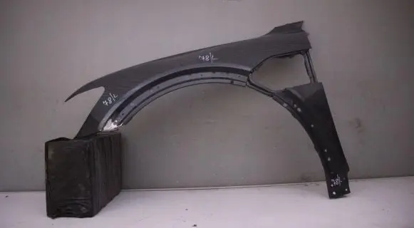 Fender mounting bracket