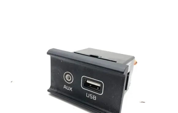 KIA Niro USB socket connector 96120-G5100