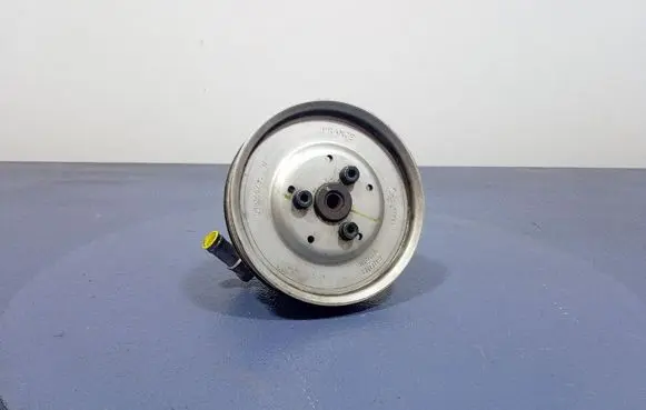 Audi A6 Allroad C5 Power steering pump 4B0145156B