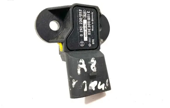 Audi A8 S8 D3 4E Air pressure sensor 036906051C 0261230053