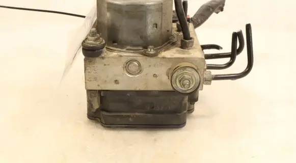 Skoda Fabia Mk2 (5J) ABS Pump 6R0907379BJ