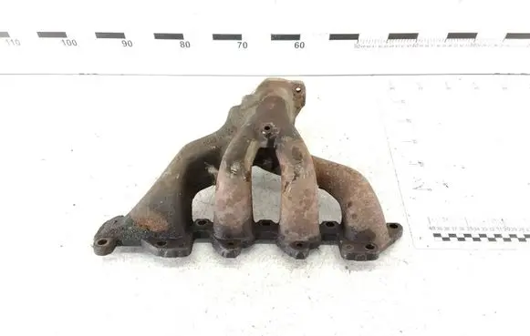 Opel Zafira A Exhaust manifold 90536409