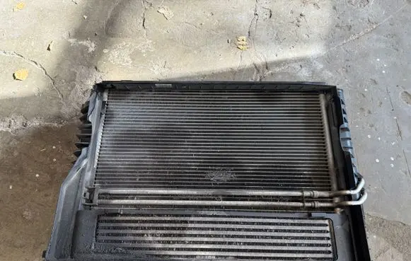 BMW 5 E60 E61 Radiator set 7787440 7805597 7795823