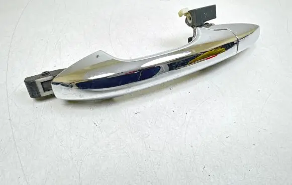 Honda CR-V Front door exterior handle 2540105W