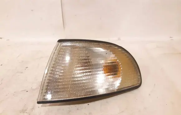 Audi A4 S4 B5 8D Front indicator light 084411514