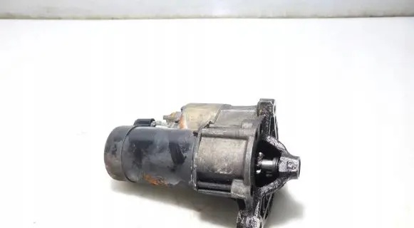 Peugeot 206 Starter motor D6RA572
