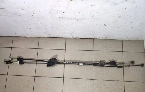 Opel Movano B Gear shift cable linkage 349352755R