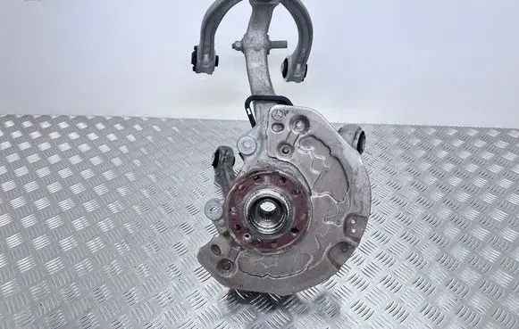 Mercedes-Benz C W205 Front wheel hub spindle knuckle A2053322800 A2053302005 A2053304507