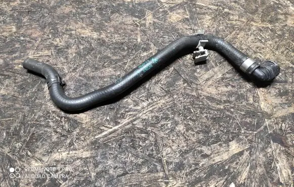 BMW 2 F45 Engine coolant pipe/hose 8647256