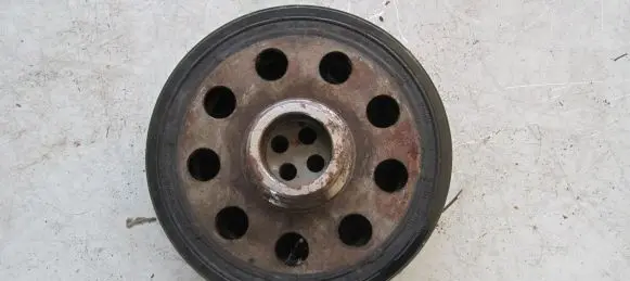 BMW 3 E90 E91 Crankshaft pulley 7823191