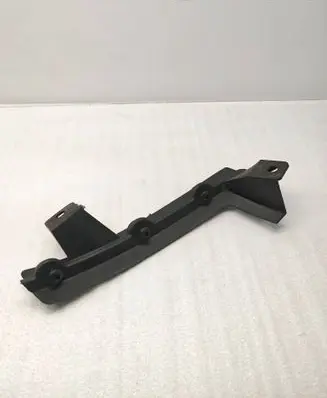 Rear bumper mounting bracket