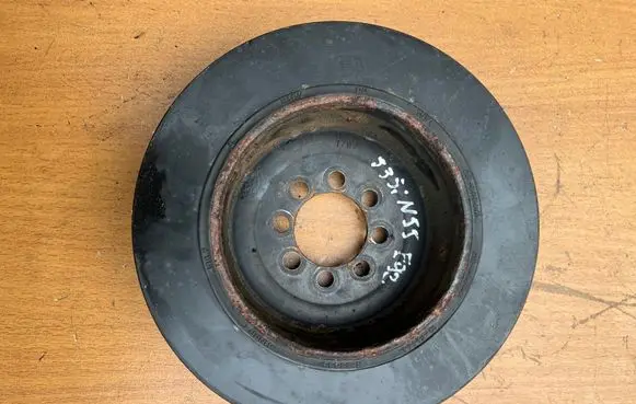BMW 3 E92 E93 Crankshaft pulley 7576674