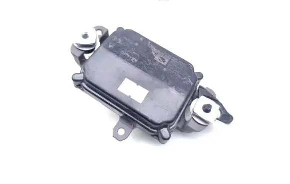 Toyota Hilux VIII Distronic sensor radar 8821062020 2301008113