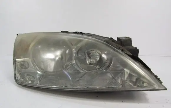 Ford Mondeo Mk III Headlight/headlamp 