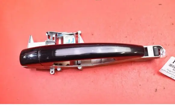 Peugeot 2008 I Front door exterior handle 9660168580
