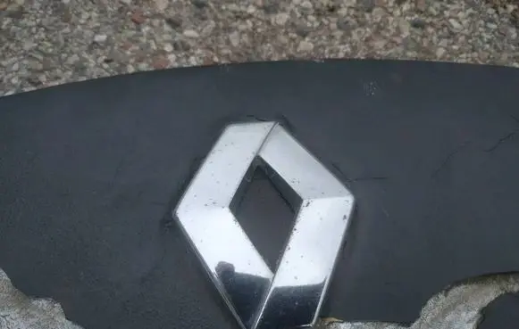 Renault Espace III Manufacturer badge logo/emblem 