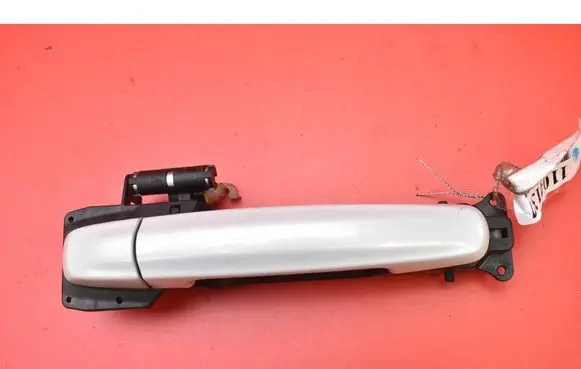 Suzuki Grand Vitara II Front door exterior handle