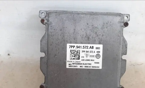Audi Q7 4M Voltage converter/converter module 7PP941572AB