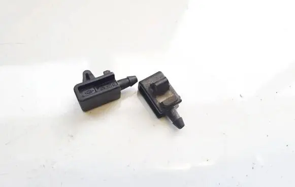 Renault Laguna III Windshield washer spray nozzle 