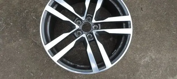 Audi TT TTS RS Mk3 8S R19 alloy rim 