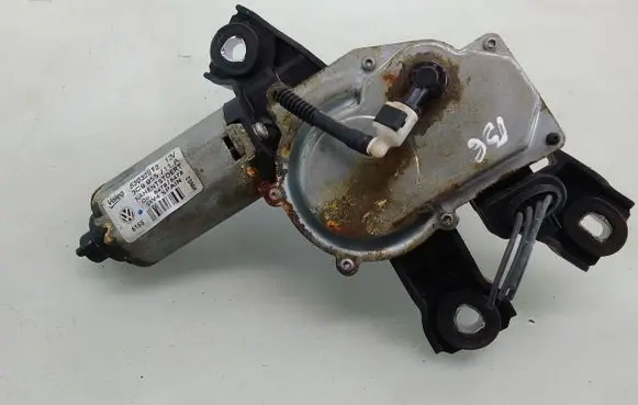 Volkswagen PASSAT B6 Rear window wiper motor 53032812