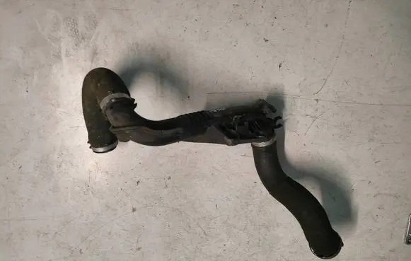 Audi A4 S4 B8 8K Intercooler hose/pipe 8K0145737