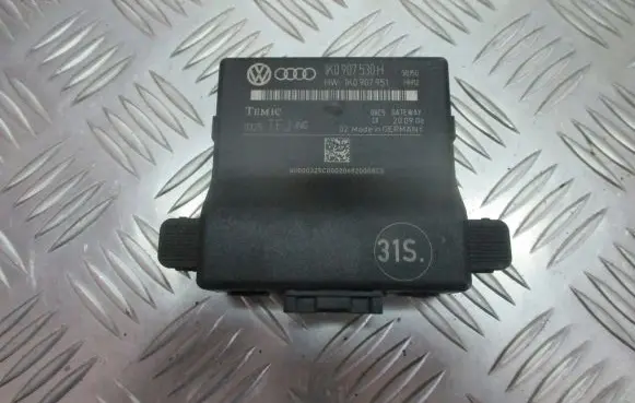 Volkswagen Golf V Central body control module 1K0907530H