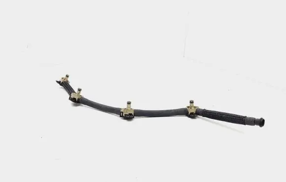 Volkswagen PASSAT B8 Fuel main line pipe