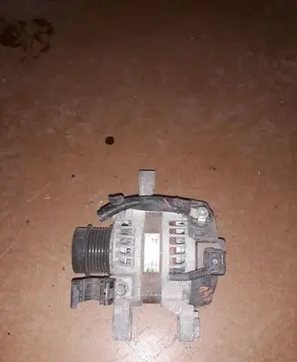 Toyota RAV 4 (XA40) Generator/alternator 2706037210