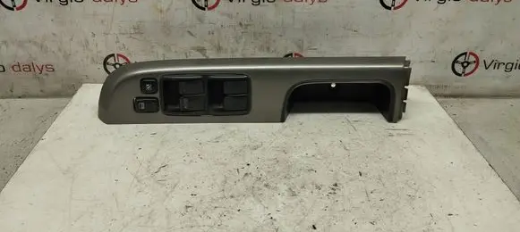Nissan Patrol Y61 Electric window control switch PC3580961