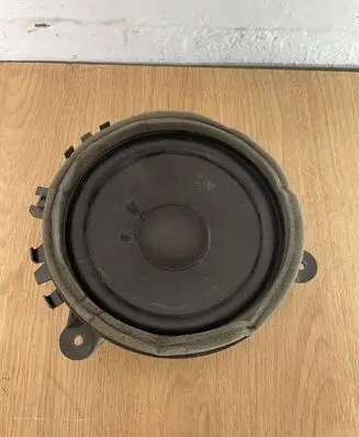 Volvo XC60 Front door speaker 30657445