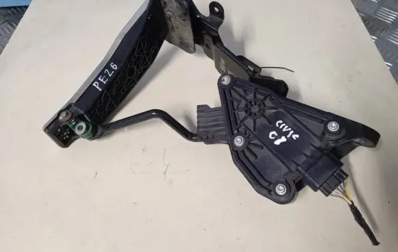 Honda Civic Accelerator throttle pedal