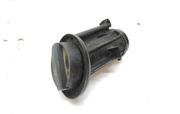 BMW X5 E70 Oil fill pipe 7823183