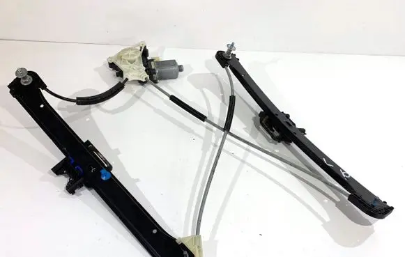Audi A3 S3 8V Front door window regulator with motor 