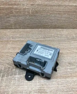 Ford Mondeo MK IV Door control unit/module 7G9T14B533KE 0507914900
