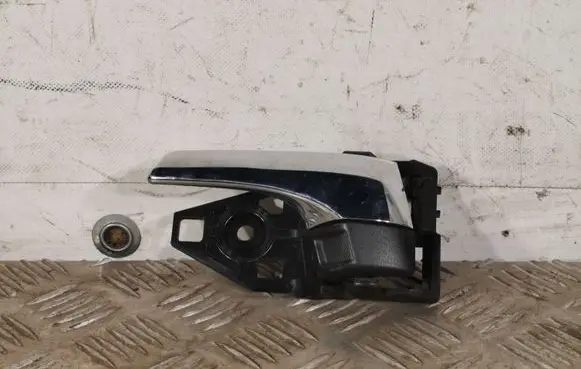 Toyota RAV 4 (XA40) Front door interior handle PA6GF30RAV14