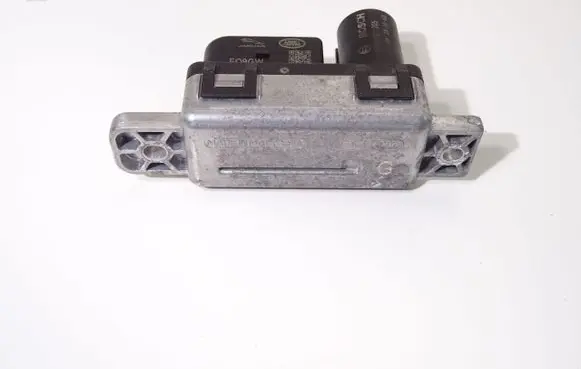 Land Rover Discovery 5 Glow plug pre-heat relay GX7312B533AE