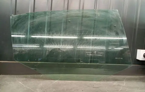 Alfa Romeo 147 Rear side window