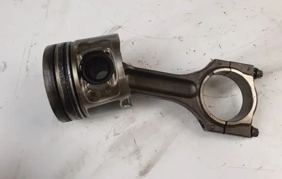 BMW 5 F10 F11 Piston with connecting rod 0840ZU