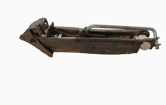Skoda Octavia Mk1 (1U) Lift Jack 1U0011031A
