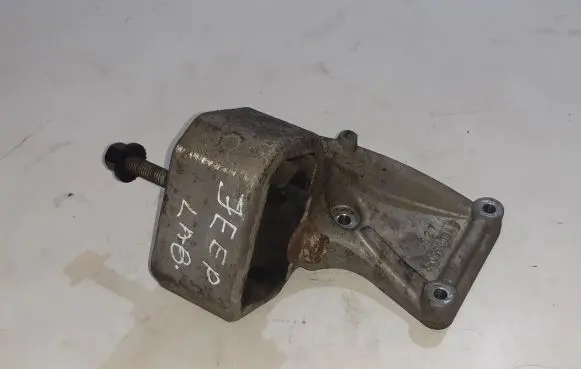 Jeep Grand Cherokee (WK) Engine mounting bracket 52090308AE