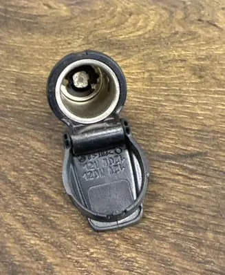 Renault Master III Cigarette lighter 
