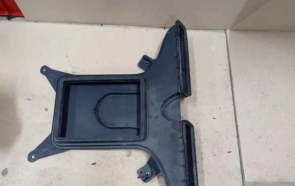 Hyundai Santa Fe Air intake duct part 282202B000